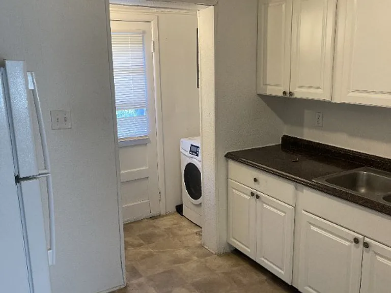 190 Washington Ave #9 — Photo 7