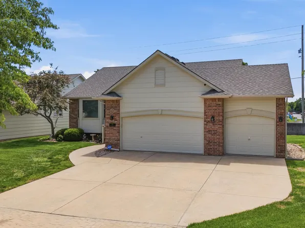 269 S Maple Dunes Ct, Wichita, KS 67235