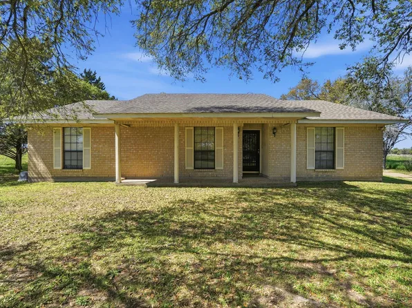 4678 Highway 90, Madisonville, TX 77864