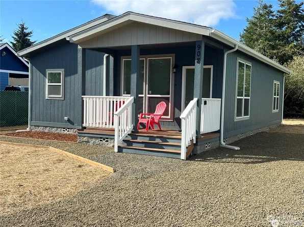 908 Beachcomber Court SW, Ocean Shores, WA 98569