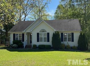 111 Gracie Ln, Clayton, NC 27520