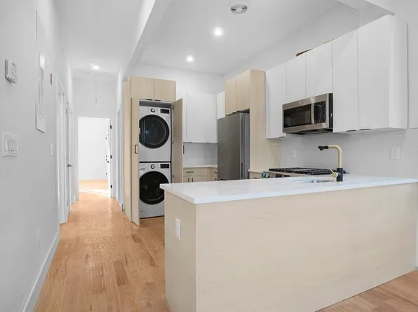 3239 Tierney Place image 7 of 30