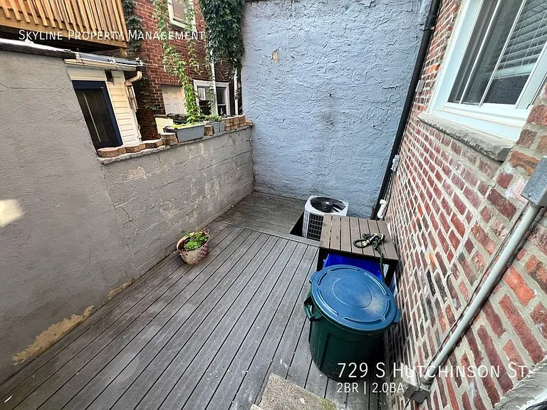 729 S Hutchinson St — Photo 21
