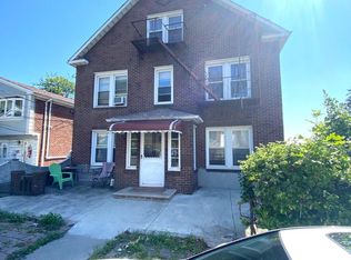 30 Wilson Ter, Staten Island, NY 10304