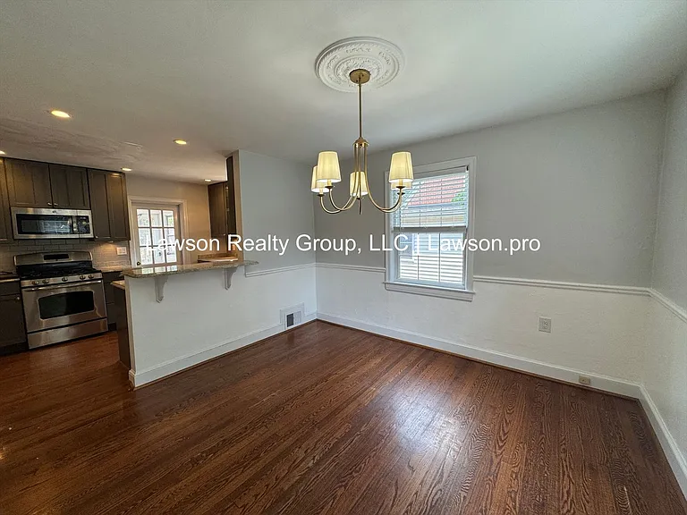 2425 Fairway Dr SW — Photo 7