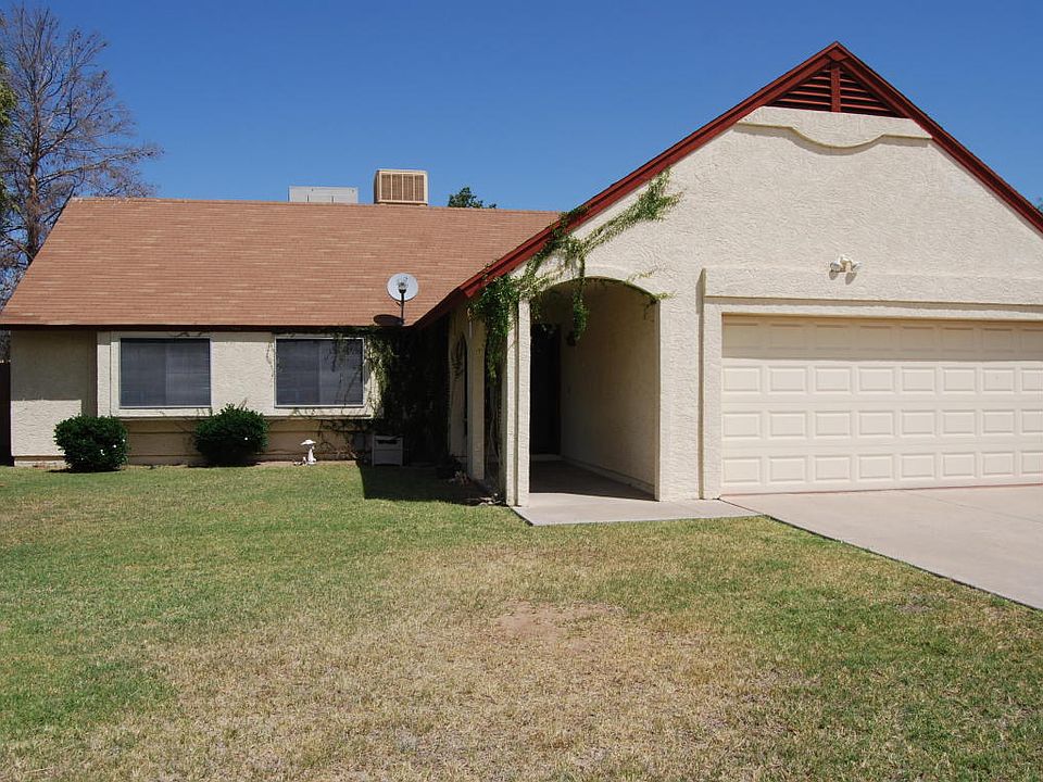 1st image of 8748 W Highland Ave