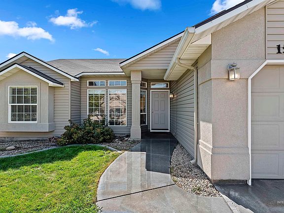 4th image of 1501 Roston Ct