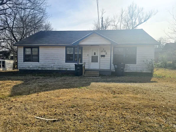 105 E Drummond St, Shawnee, OK 74801