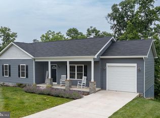 33 Sinker Dr, Inwood, WV 25428