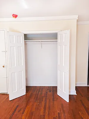 Rented by City Connections Realty | media 9