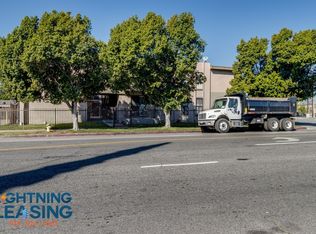 8241 Whitsett Ave #3B, North Hollywood, CA 91605