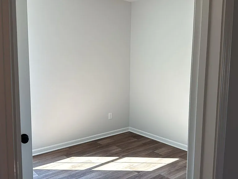 1016 Harbor Dr — Photo 5
