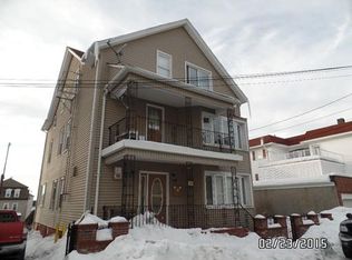 19 Grant St, Fall River, MA 02721