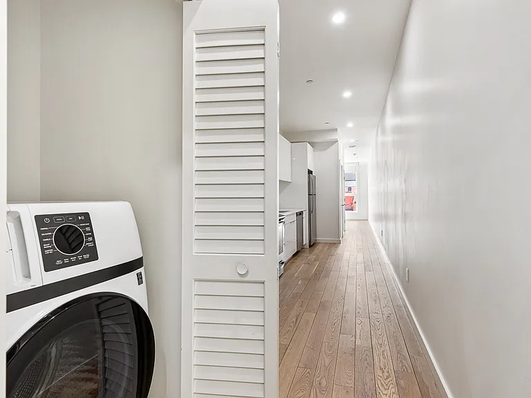 71 Richmond St #5 — Photo 15