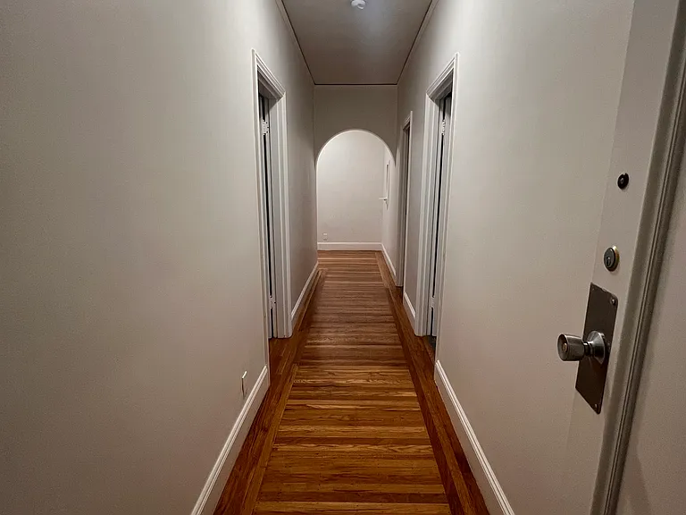 2280 Pine St #205 — Photo 3