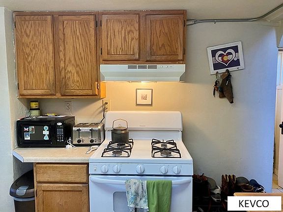 4th image of 208 E Pitkin St #38CE05185