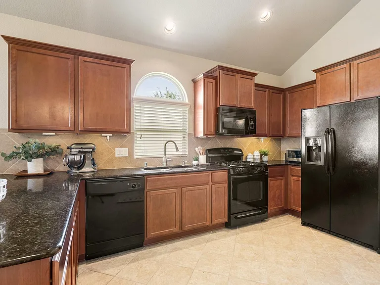 25315 Saddlebrook Ranch Dr — Photo 15
