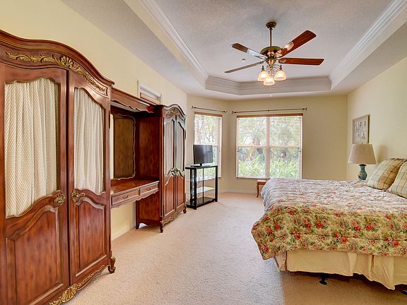 4th image of 7230 Veneto Dr