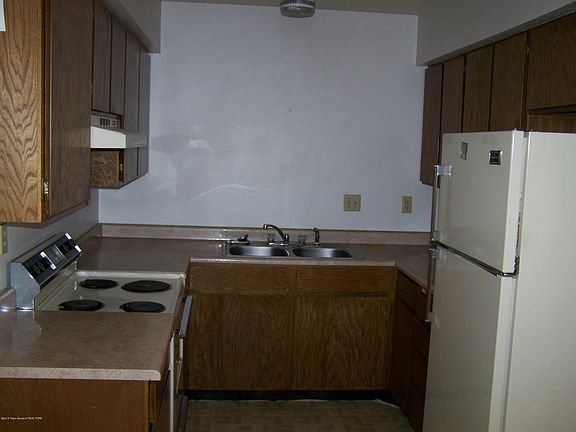 5th image of 510 S Fremont Ave