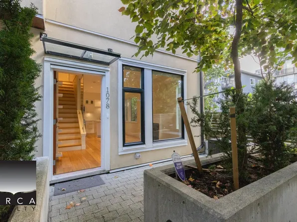 1078 Nicola St, Vancouver, BC V6G 2E2