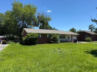 818 N 19th St, Murray, KY 42071