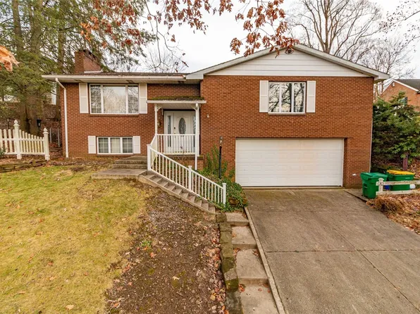 230 Teakwood Rd, Butler, PA 16001