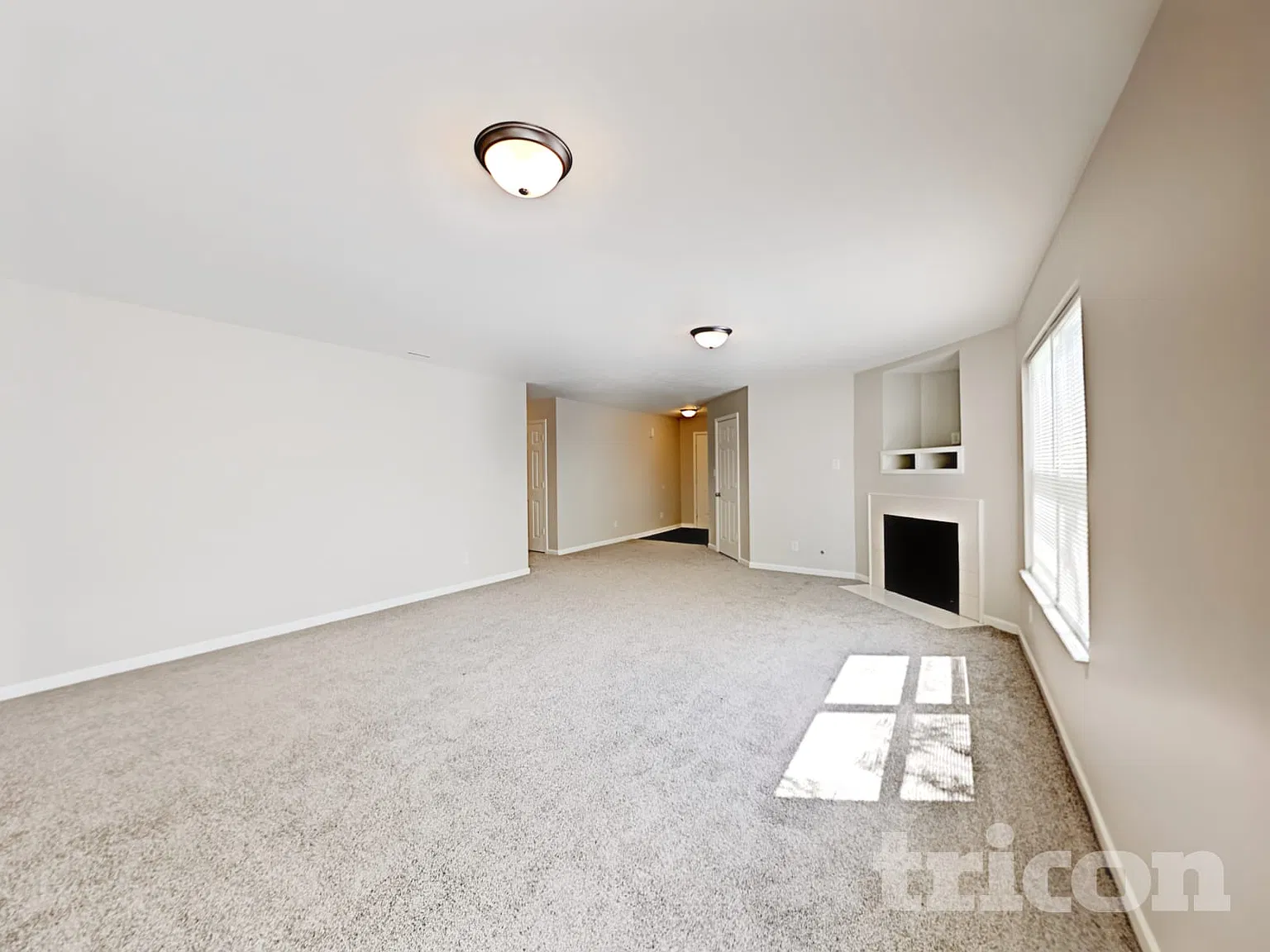 12574 Buck Run Drive Noblesville IN — Photo 2