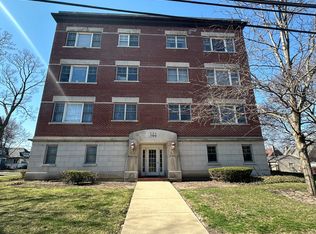 344 Graceland Ave APT 3S, Des Plaines, IL