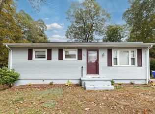 101 Regal St, Springfield, MA 01118