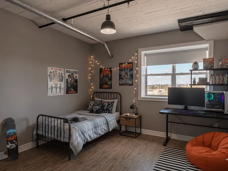 Mid City Apartments — Photo 17
