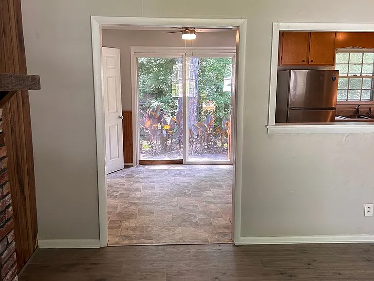 4380 Azalea Dr — Photo 7