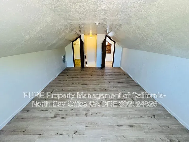 296 Gardens Ave — Photo 12