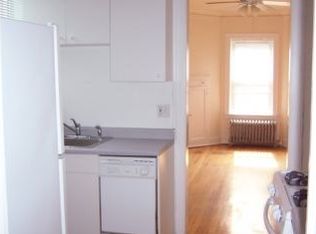 6975 N Sheridan Rd APT 275, Chicago, IL 60626