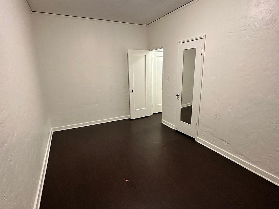 1st image of 120 N Almont Dr APT 1