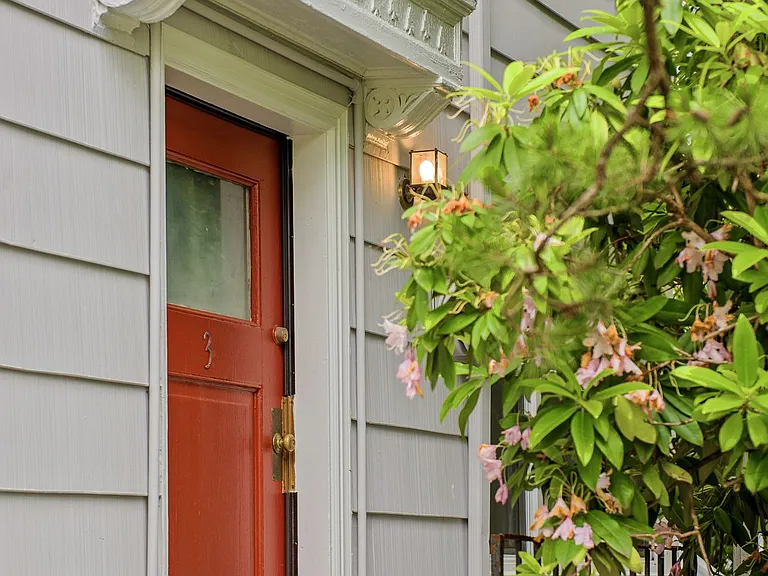 Arise Capitol Hill — Photo 10