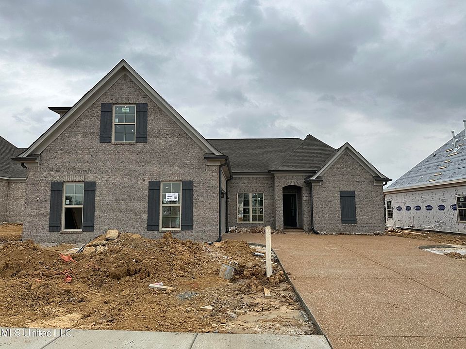 1st image of 3716 Andreas Dr