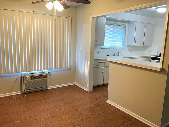 5th image of 11 Hill Ave #11