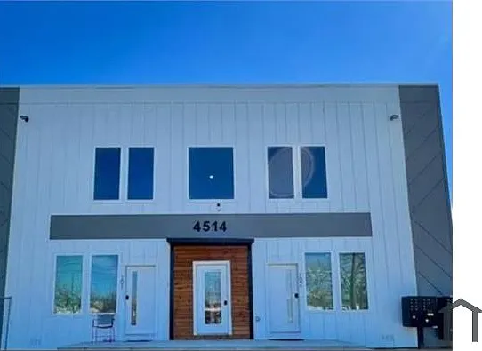 1 bed, 470 sqft, $1,950 — Photo 2