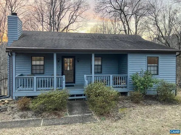 150 Buckingham Cir, Charlottesville, VA 22903