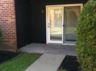 18 Brookside Ave APT 7, Worcester, MA 01602