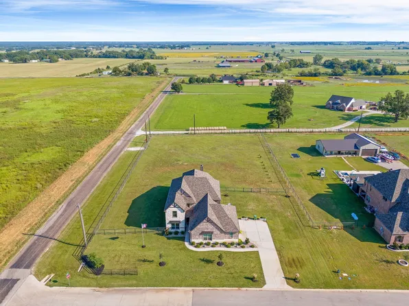 701 Olivia Ln, Collinsville, TX 76233