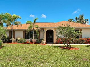 398 Pinehurst Cir, Naples, FL 34113