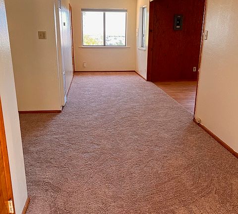 Entry area, right is living, left are bedrooms