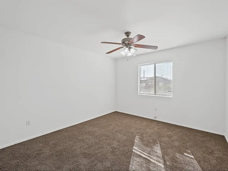 3776 E Felix Blvd — Photo 22