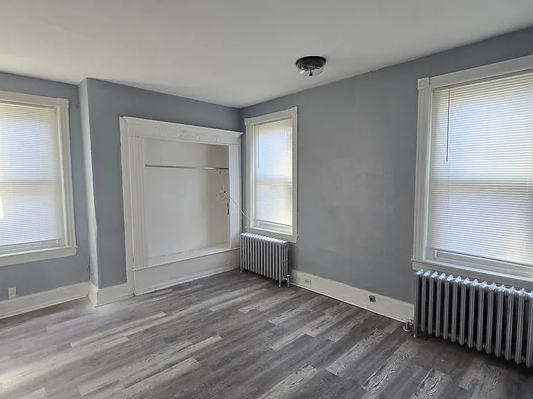 5122 Greene St — Photo 7