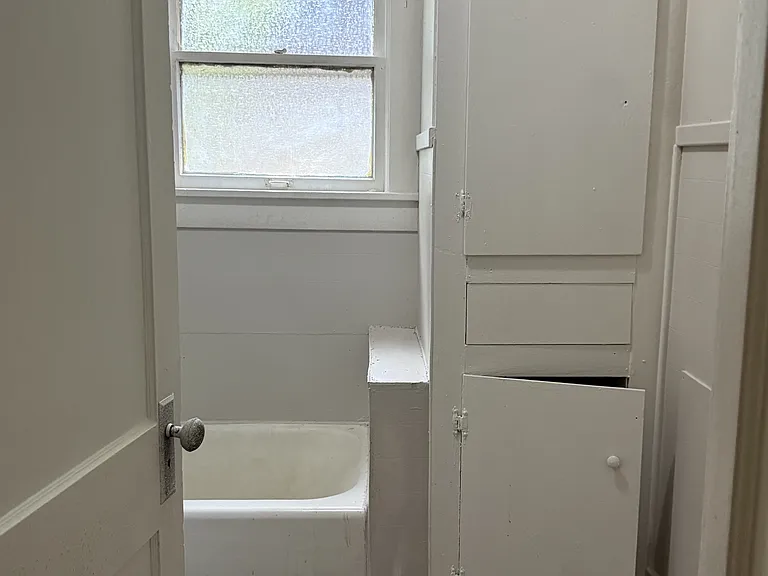 3903 Polk St — Photo 7