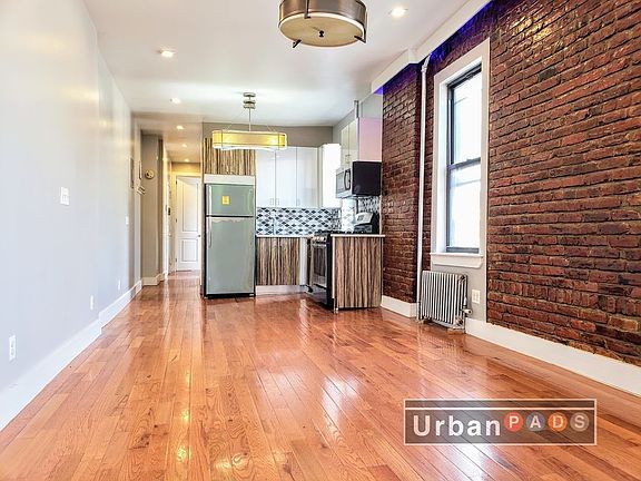 2nd image of 333 Vernon Ave #7