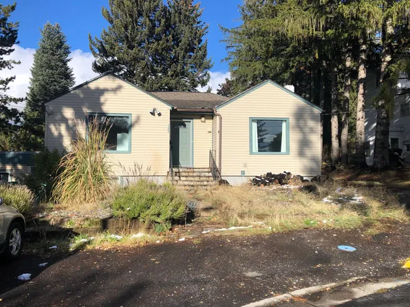 1200 NE McGee St #A, Pullman, WA 99163