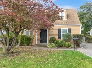 14 Nelson Rd, Valley Stream, NY 11581