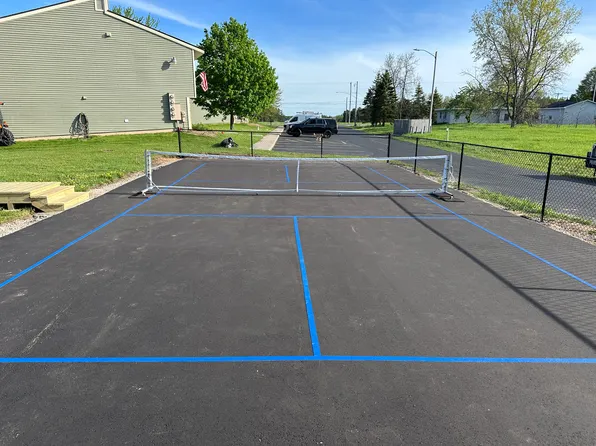 7100 N Long Lake Rd #5, Traverse City, MI 49685